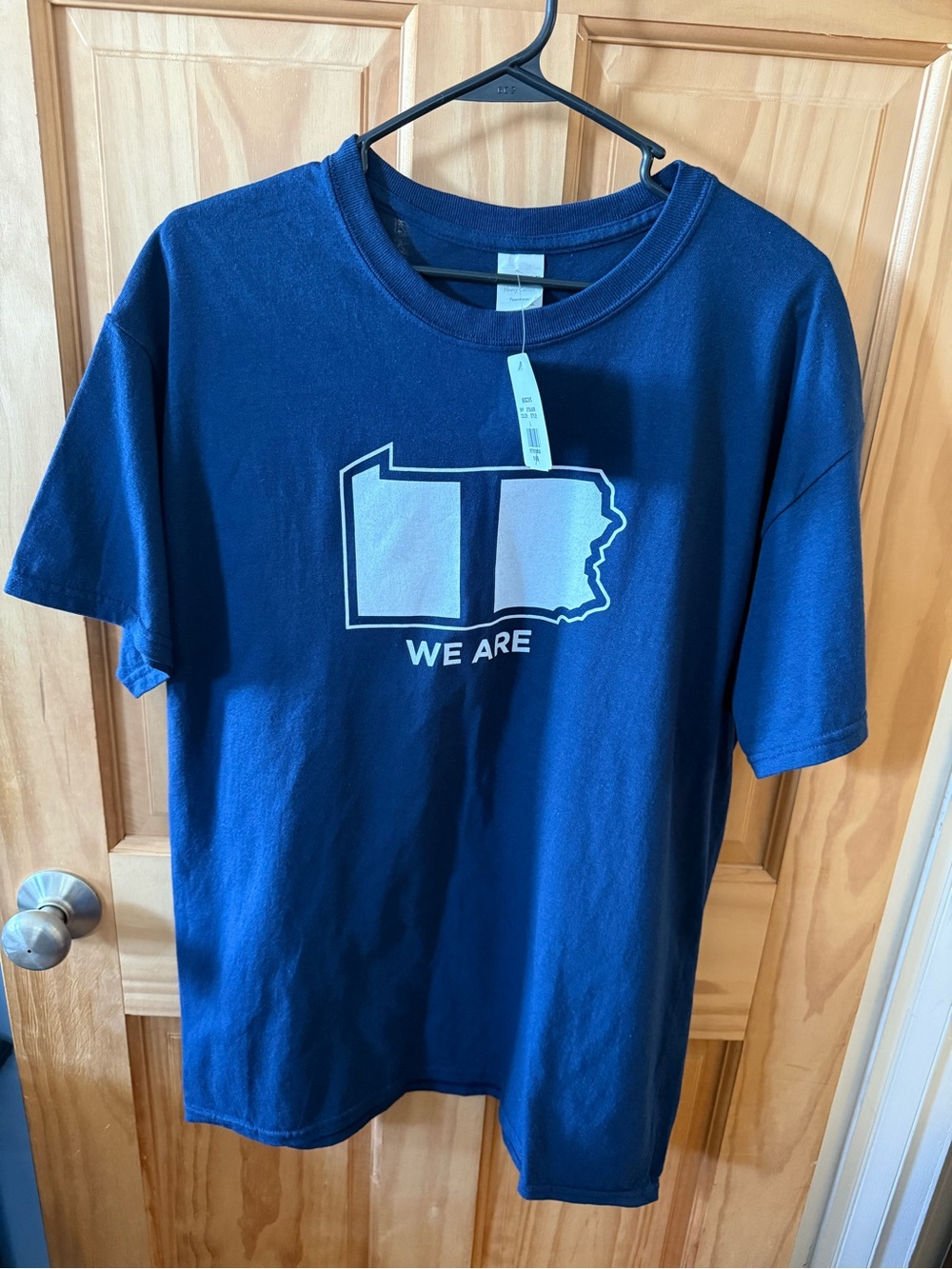 New With Tags, Men’s Size Large Penn State T-Shirt